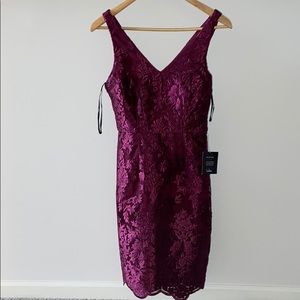 LULUS HOLIDAY DRESS NWT NEVER WORN!!